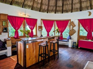 Lobby - Framadani estate entire property - 3BDR Villa with pool and 1BDR Cabin (San Ignacio)