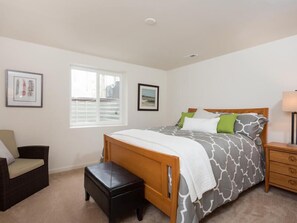 Casa, varias camas, patio, vista a la alberca (KENNET LANE 20087) | 4 habitaciones, decoración personalizada y muebles diferentes 