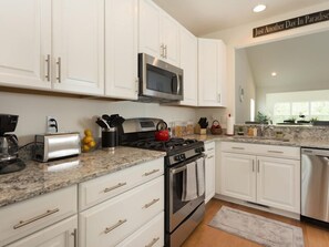 House, Multiple Beds, Patio, Pool View (KENNET LANE 20087) | Private kitchen | Coffee/tea maker - Kennet Lane 20087 (Rehoboth Beach)