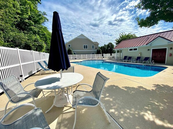 Alberca al aire libre por temporada 