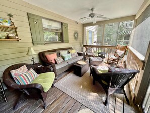 Maison, plusieurs lits, cheminée, vue jardin (OAK AVENUE 73) | Coin séjour | Cheminée