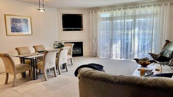 House, Multiple Beds, Patio (SPRING LAKE 741) | 3 bedrooms, individually decorated, individually furnished