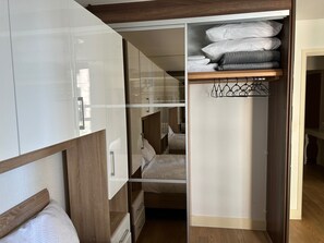 1 habitación, wifi gratis y ropa de cama