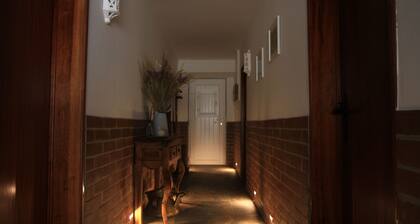 Complete house in Monsaraz (grandparents' house)