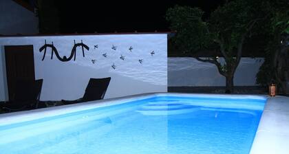 Complete house in Monsaraz (grandparents' house)