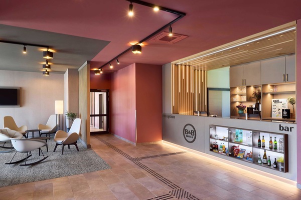 Bar (en el alojamiento)