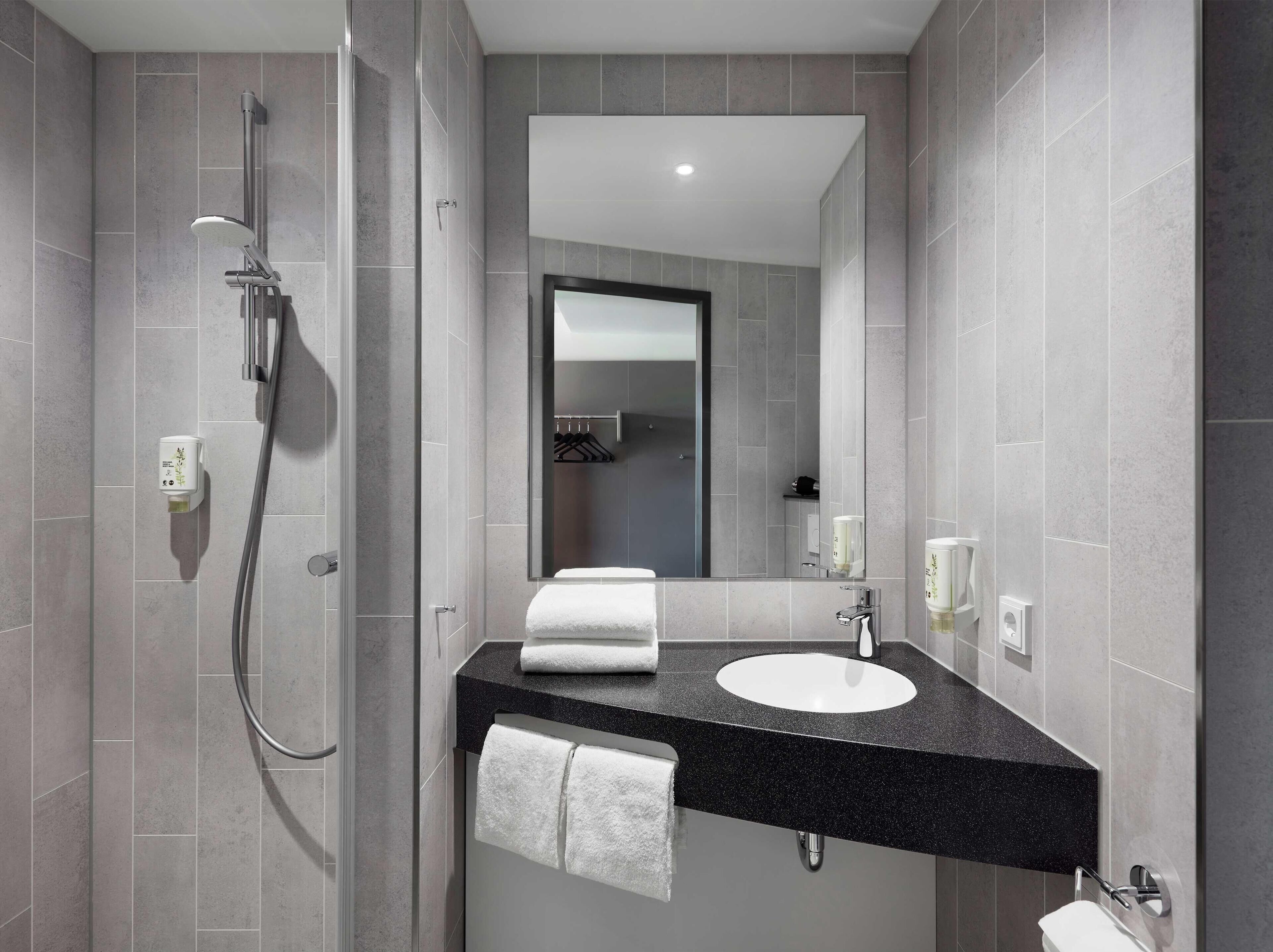 デスク、WiFi (無料)