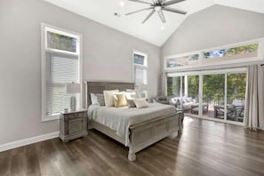 7 bedrooms, iron/ironing board, WiFi, bed sheets