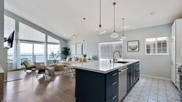 House, Ocean View, Oceanfront (3 Bedrooms) | Private kitchen | Fridge, microwave, oven, dishwasher