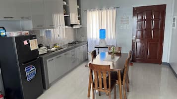 Fridge, microwave, stovetop, electric kettle