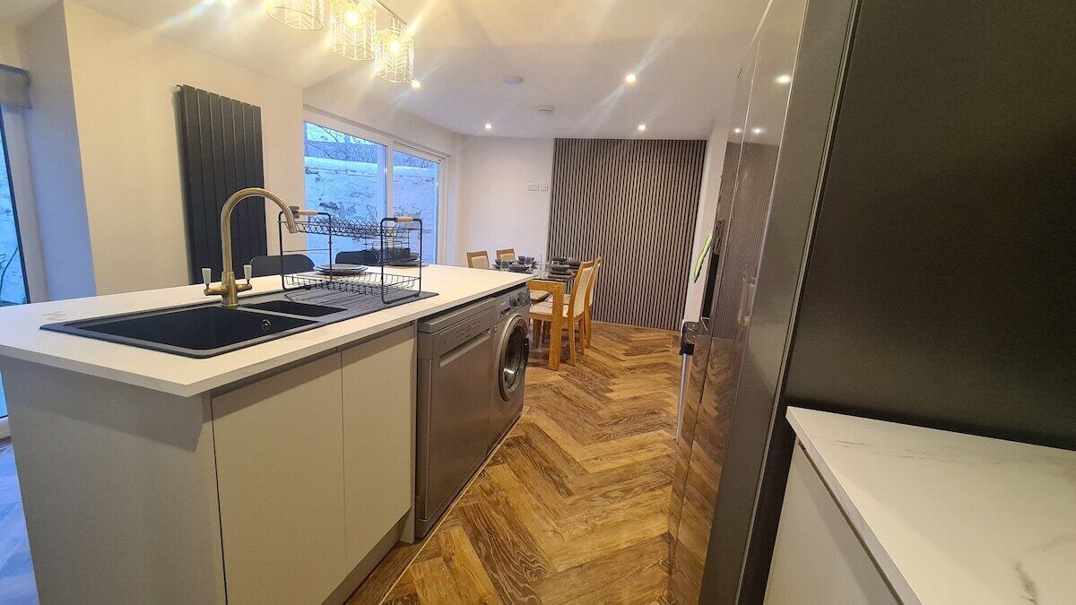 Microwave, oven, dishwasher
