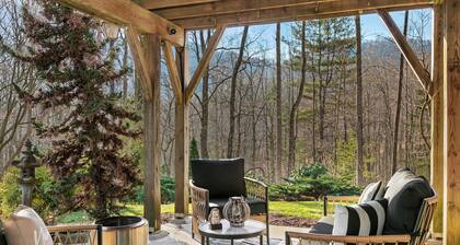 Hot tub/Mins To Asheville & Biltmore/ Secluded