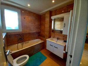 Towels, soap, toilet paper