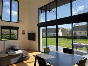 Interior - Cosy family home with large garden - 10 min Rennes - 1h Mont Saint-Michel (Châteaugiron)