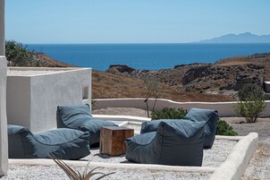 NG Kyma | Terraza o patio