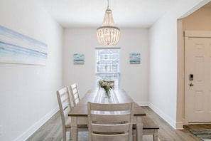 Maison, plusieurs lits (Lind Haven at Sweet Retreat) | Restauration