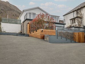 Exterior - Seaview House (Llanfairfechan)