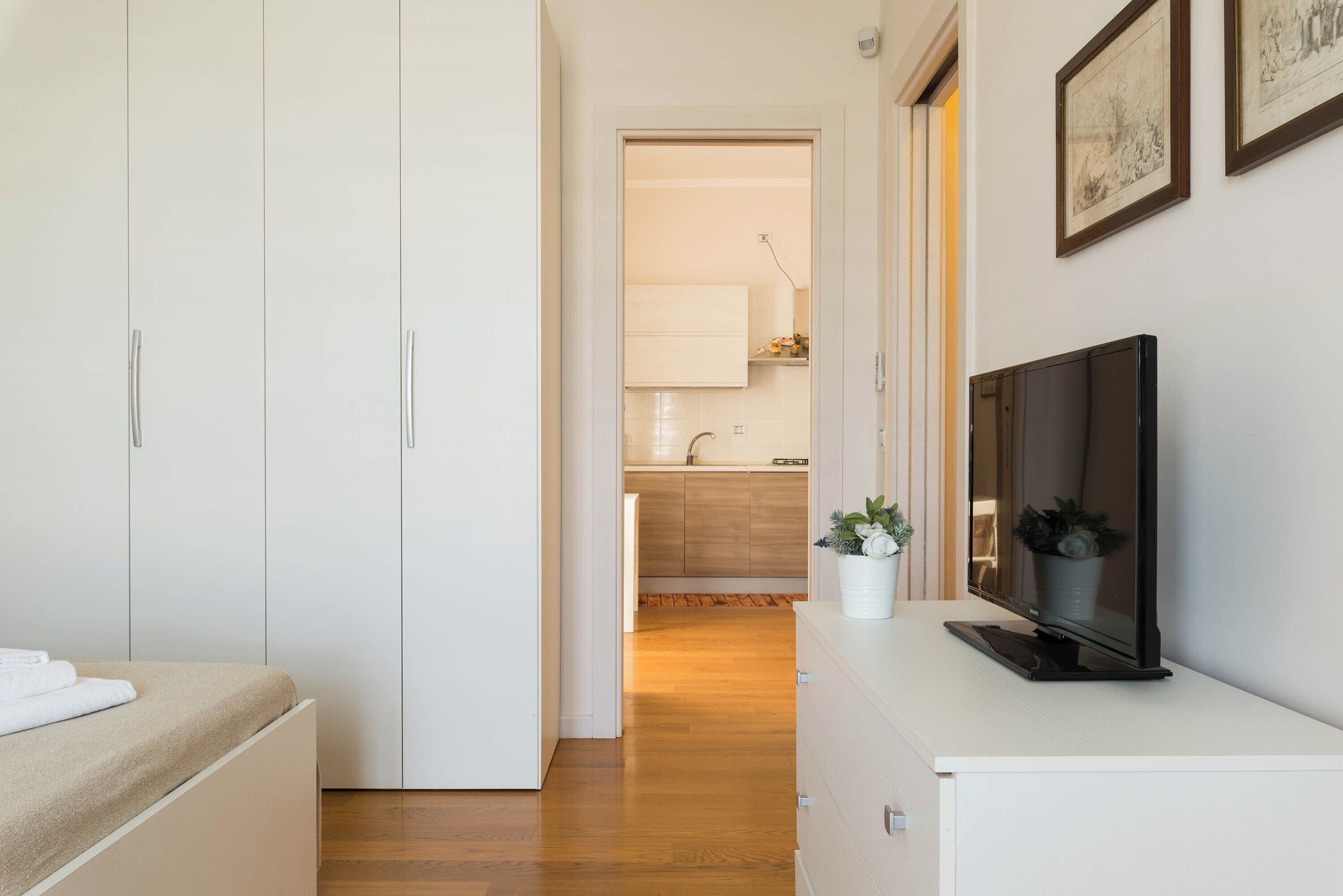 Comfort Apartment, 1 Double Bed, Sea View | Blackout drapes, iron/ironing board, free WiFi