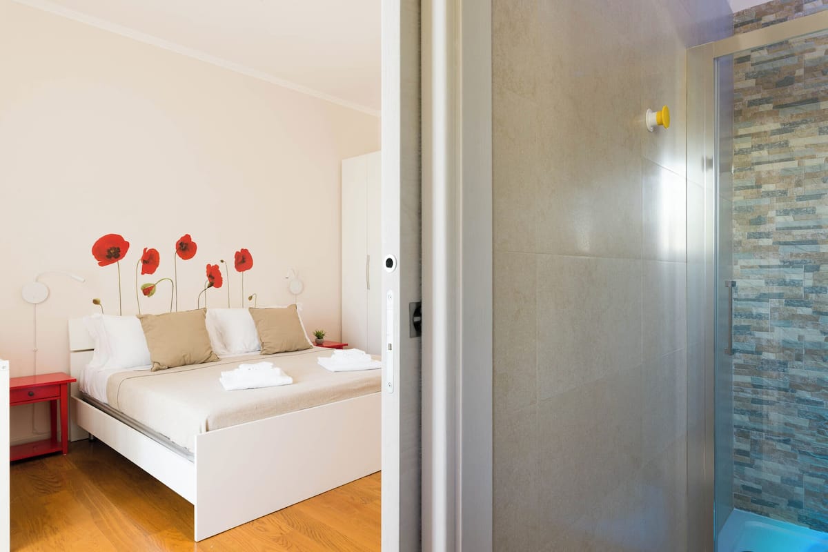 Appartement Confort, 1 lit double, vue mer | 1 chambre, rideaux occultants, fer et planche à repasser, Wi-Fi gratuit