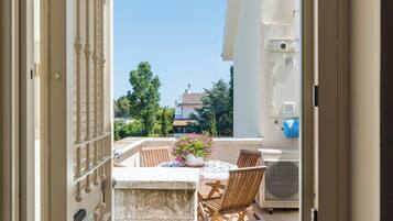 Comfort Apartment, 1 Double Bed, Sea View | Balcony