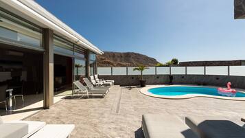 House | Pool | Indoor pool, outdoor pool