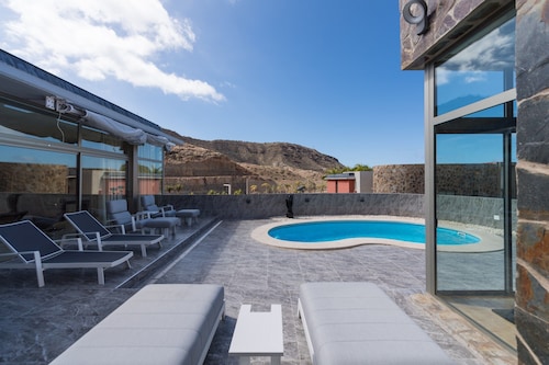 Villa in Anfi Tauro Near Beach & Golf