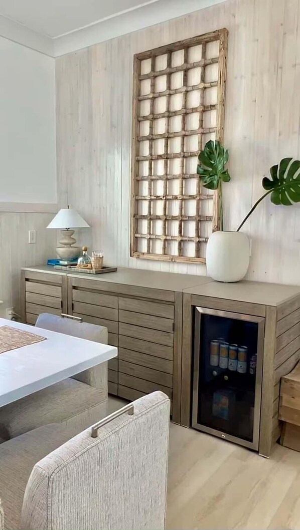 Nhà, nhiều giường (Pearl Hideaway)