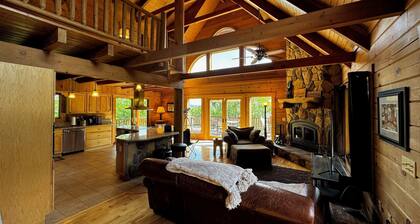 Cumberland Haven! One mile to Cumberland Point boat ramp and park.