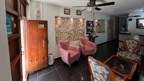 Living area - HOSTAL CASA DE LAS AMERICAS (Cartagena)