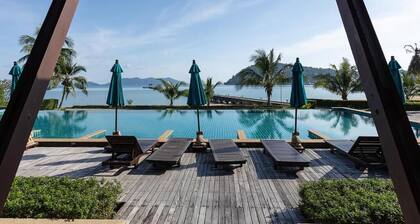 2Bed Condo Seaview Koh Chang with AC