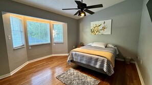 6 bedrooms, WiFi