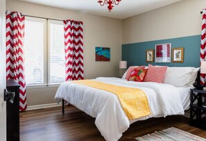 4 soveværelser, skrivebord, strygejern/strygebræt, gratis Wi-Fi