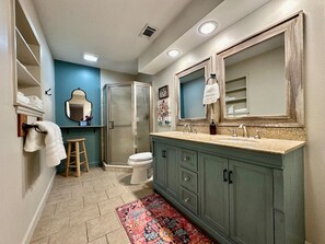 ヘアドライヤー、タオル