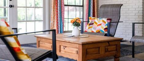 المنشأة من الداخل