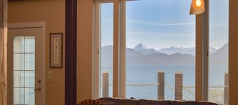 Lakeshore Lodging Ocean Front Lodges