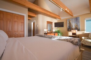 1 slaapkamer, een strijkplank/strijkijzer, gratis wifi