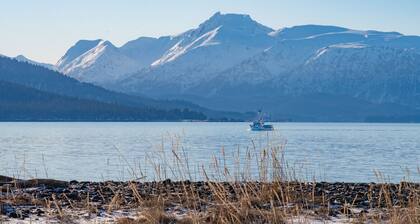 Lakeshore Lodging Lodge 715