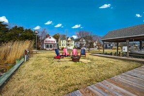 Terrace/patio - Waterfront Historic Gem w/ Kayaks & Fire Pit (Quantico)
