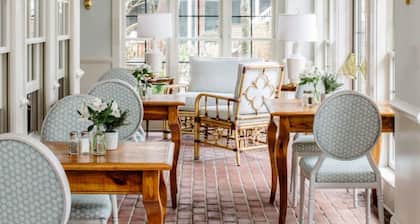 Charming 2BR Cottage | Porch & Full Kitchen