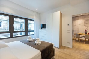 2 Schlafzimmer, Bügeleisen/Bügelbrett, Bettwäsche