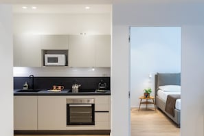 ميكروويف، فرن، موقد طهي مسطح، غسالة أطباق