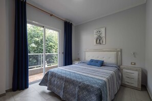 Apartment | 2 bedrooms, iron/ironing board - Beachfront Apartment in Playa de Mogan (Mogan)