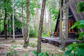 Terrace/patio - 3 A-shaped cottages in a beautiful forest 1 hr drive from Warsaw (Osiedle Wilga)