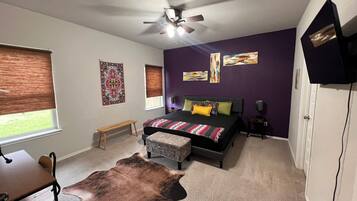 3 bedrooms, desk, iron/ironing board, WiFi