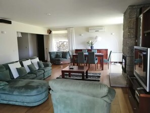 Living area - Luxury 3+1 bedroom apartment in Caniçada -Gerês (Vieira do Minho)