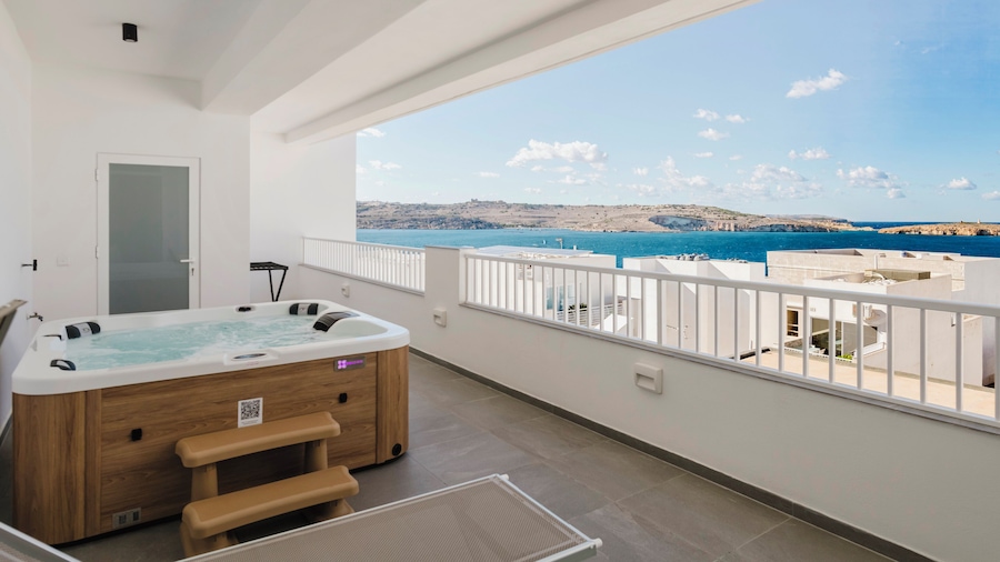 Horizon Suites by the Sea