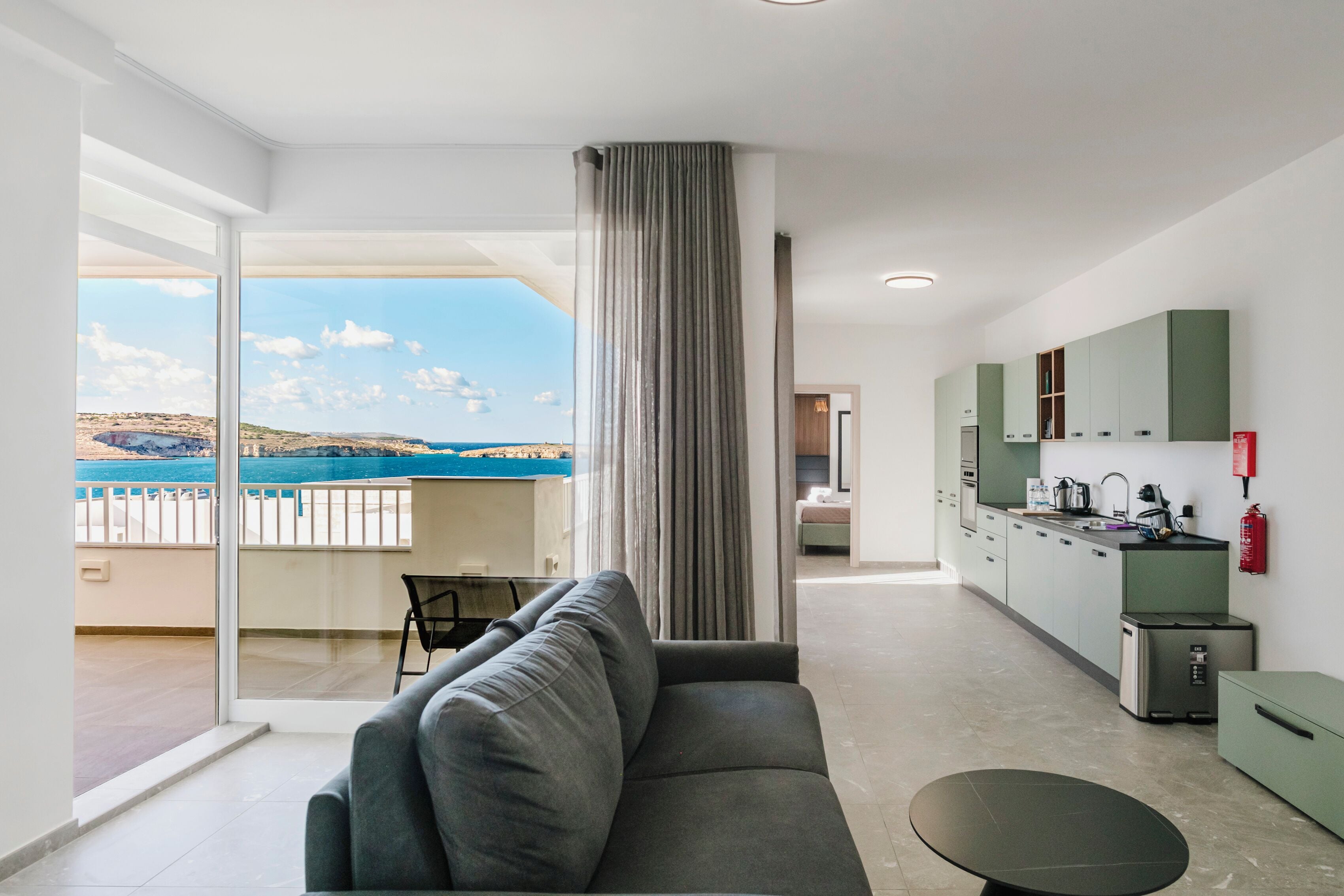 Two Bedroom Penthouse with Terrace, Sea View and Hydro-Massage Bath | Área de sala de estar