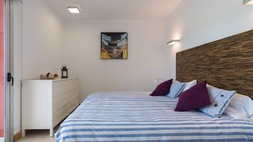 Chalet | 2 bedrooms, iron/ironing board