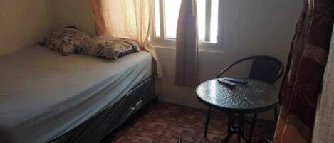 1 chambre, Wi-Fi, draps fournis