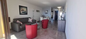 TV - 1 bedroom apartment - sea view (Sainte-Maxime)